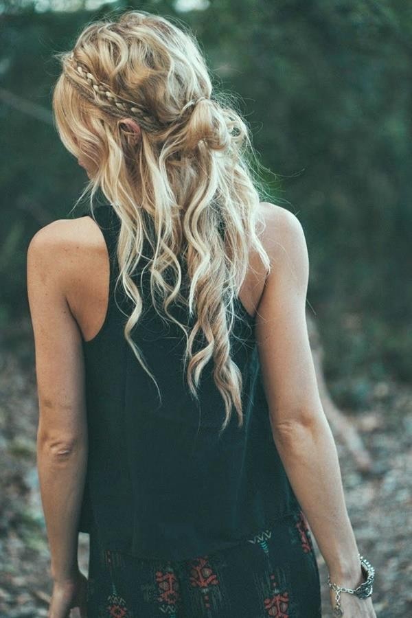 Adorable-hippie-hairstyles-22