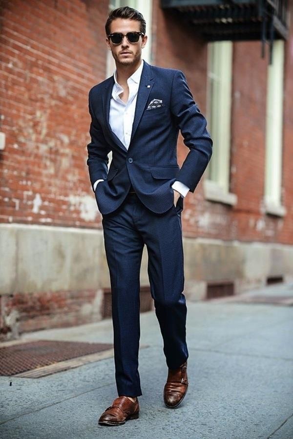 Dynamic-Mens-Hairstyles-Works-with-Suits-35