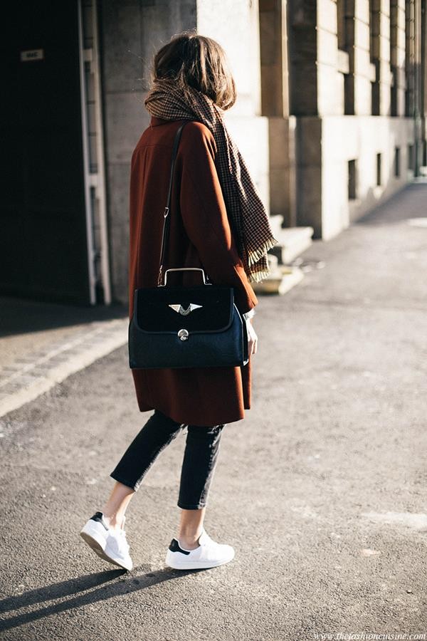 Zara-rust-coat-plaid-blanket-oversized-scarf-with-Adidas-Stan-Smith-sneakers-leather-tote-with-metal-top-handle