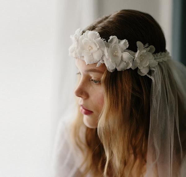 Wedding-silk-flower-crown-with-silk-tulle-bridal-veil1