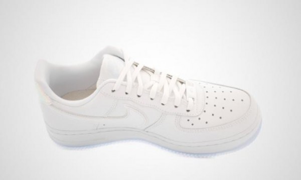 nike-616725-105-wmns-air-force-6 (Copy)